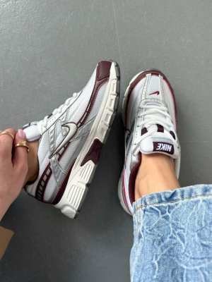 Кросівки Nike Initiator Metallic Bordo