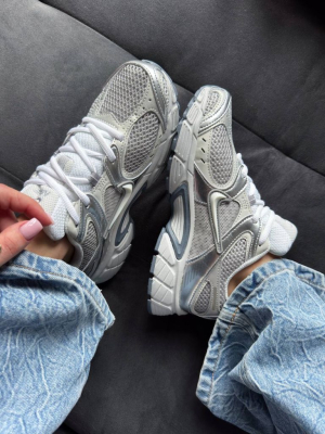 Кросівки Nike V5 RNR Metallic Silver Whute