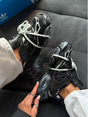 Кросівки Adidas Vento XLG Deluxe Black