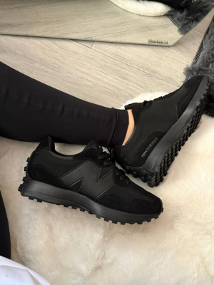 Кросівки чорні New Balance 327 Full Black