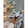 Кросівки білі з сірими та м'ятними вставками Nike M2K Tekno