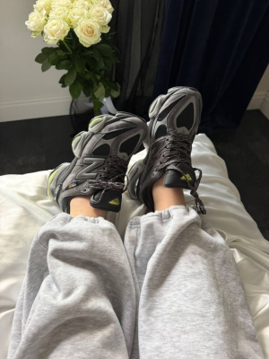 Кросівки вологостійкі New Balance 9060 Grey Green CorDura