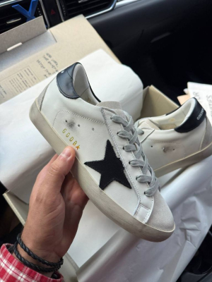 Кеди з вінтажним ефектом Golden Goose White Black Star