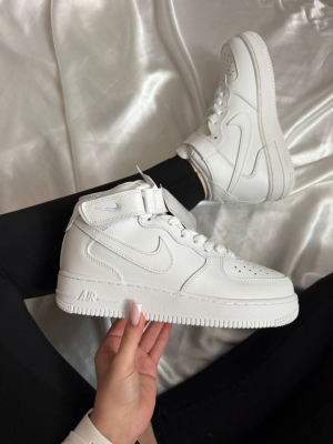 Кросівки зимові на хутрі білі Nike Air Force White