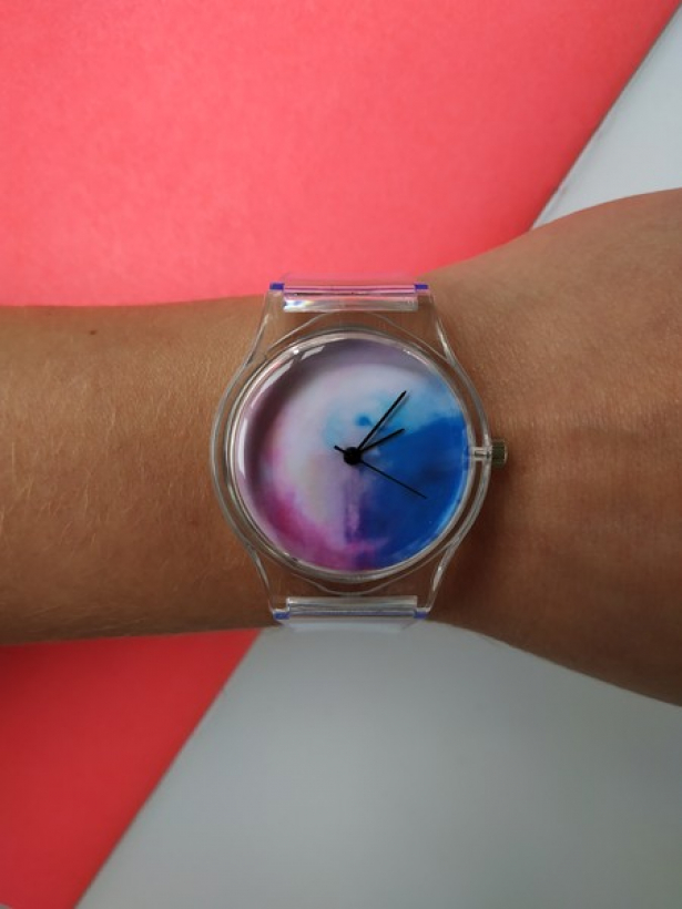 Transparent silicone watch with color gradient