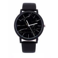 Чорний годинник з мармуровим циферблатом