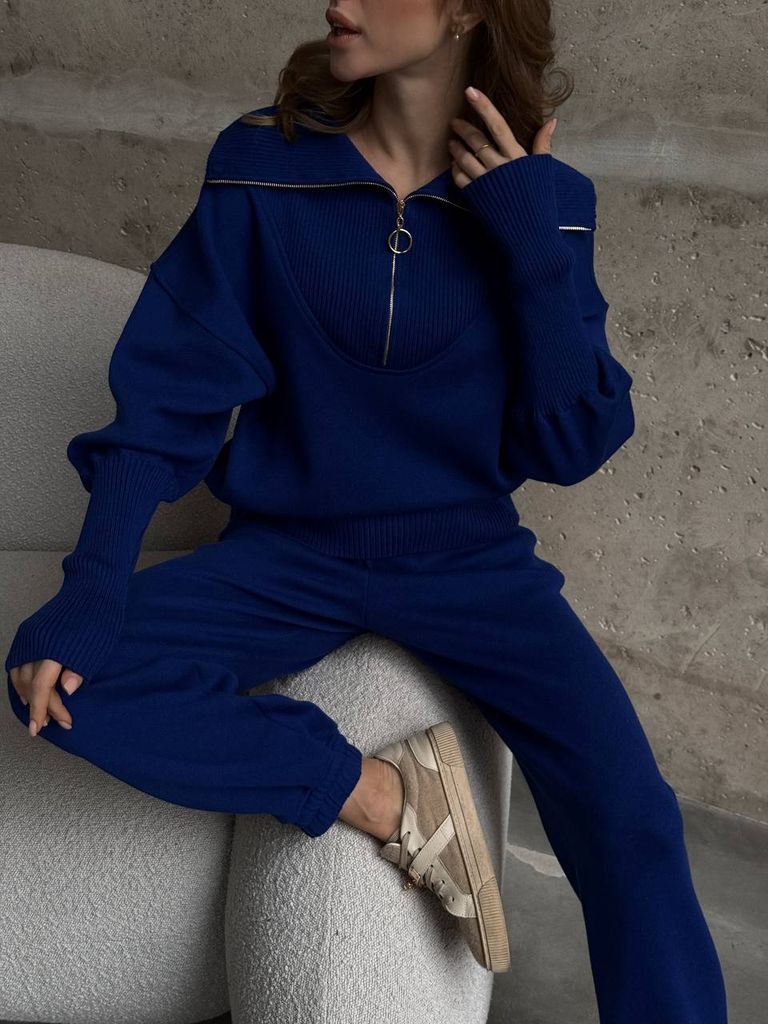 Мериносовий в'язаний костюм