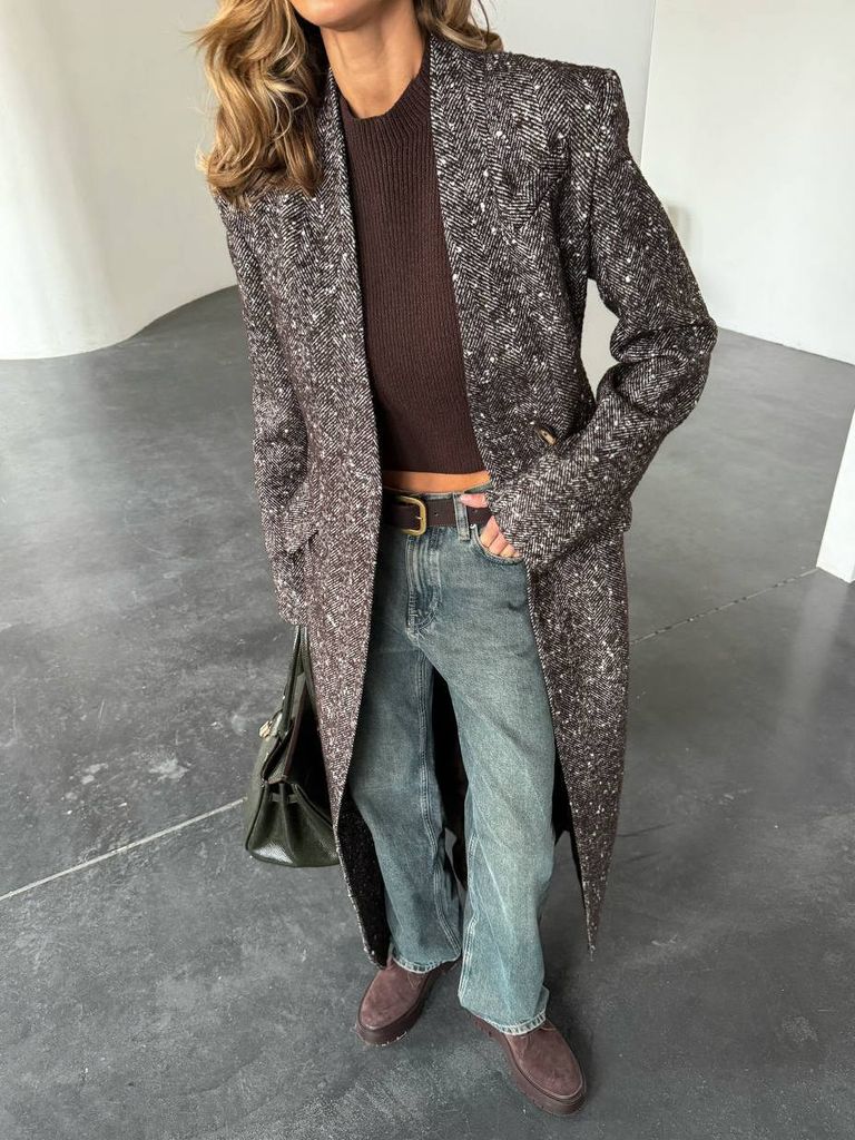 Приталене зимове довге пальто з вовни