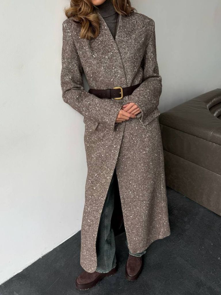 Приталене зимове довге пальто з вовни