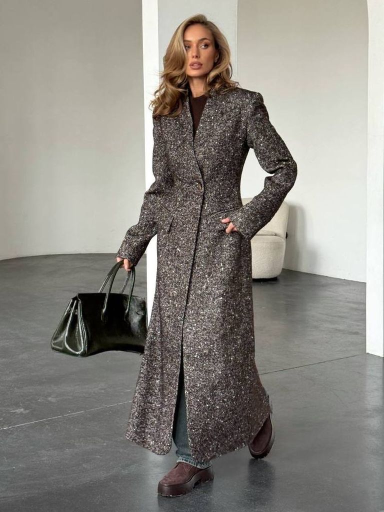 Приталене зимове довге пальто з вовни