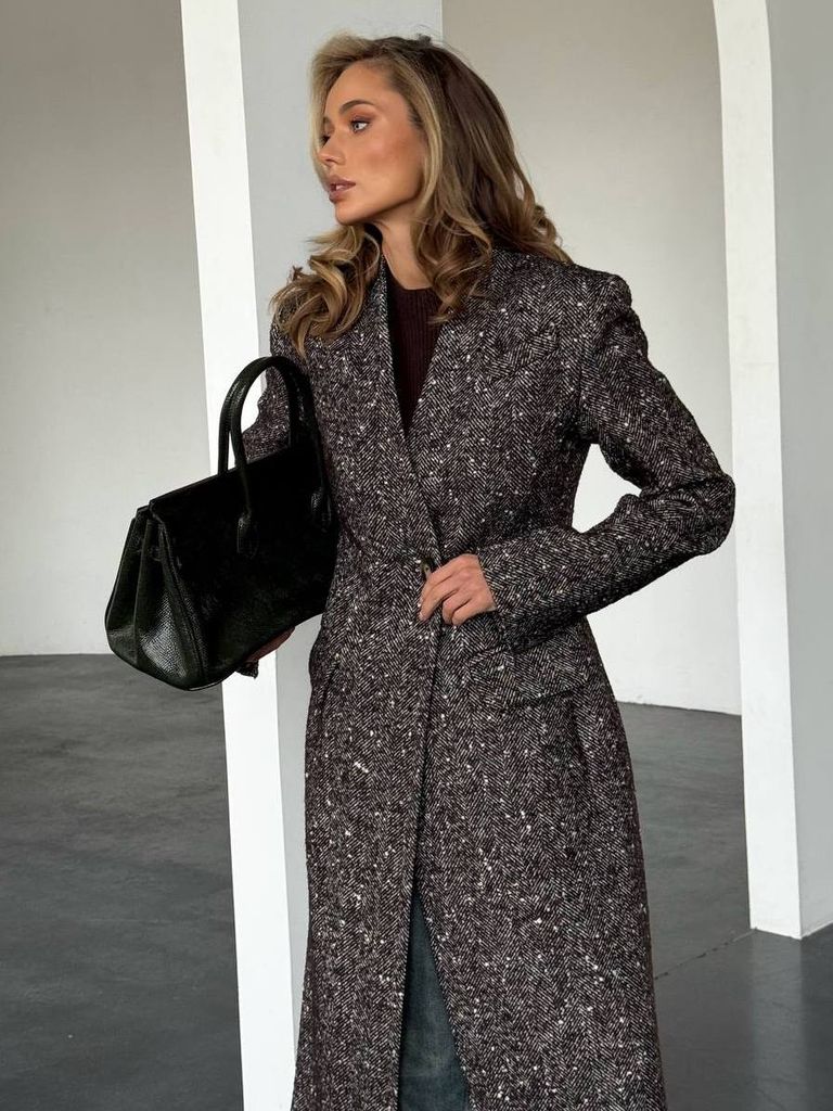 Приталене зимове довге пальто з вовни