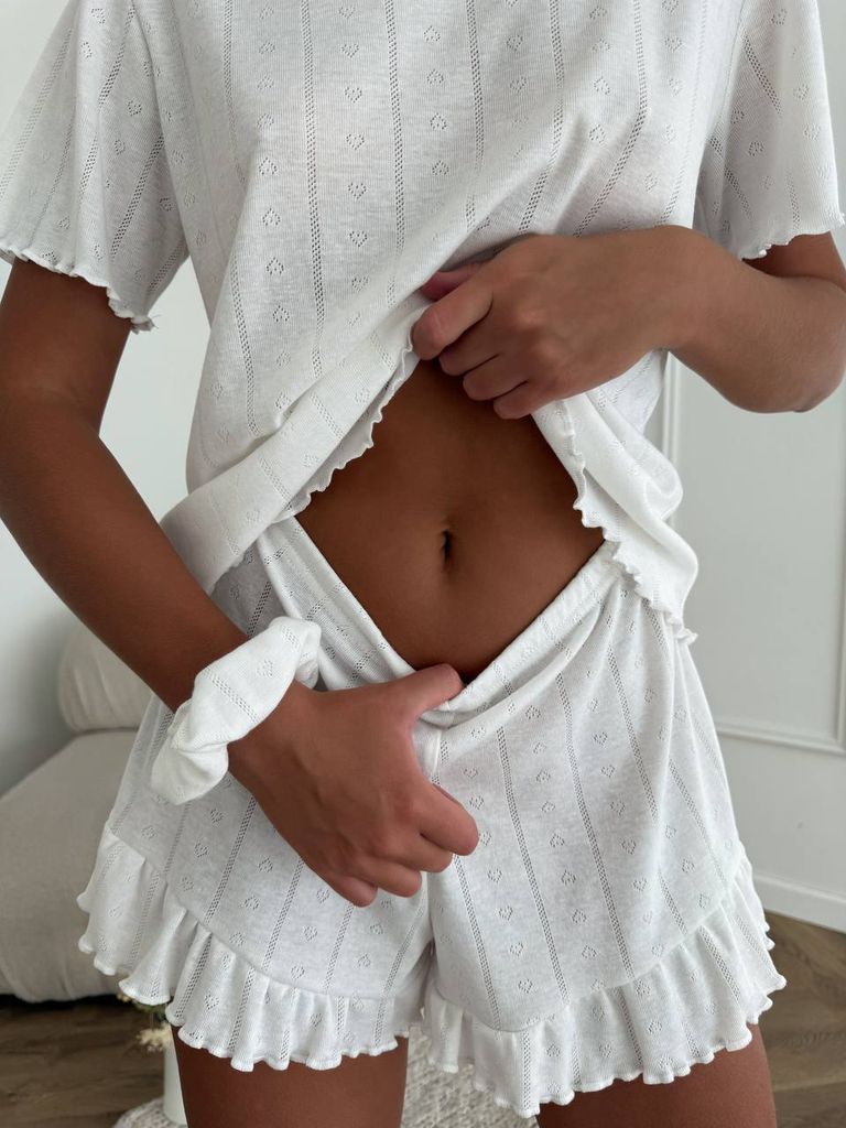 Домашній костюм футболка і шорти з рюшами