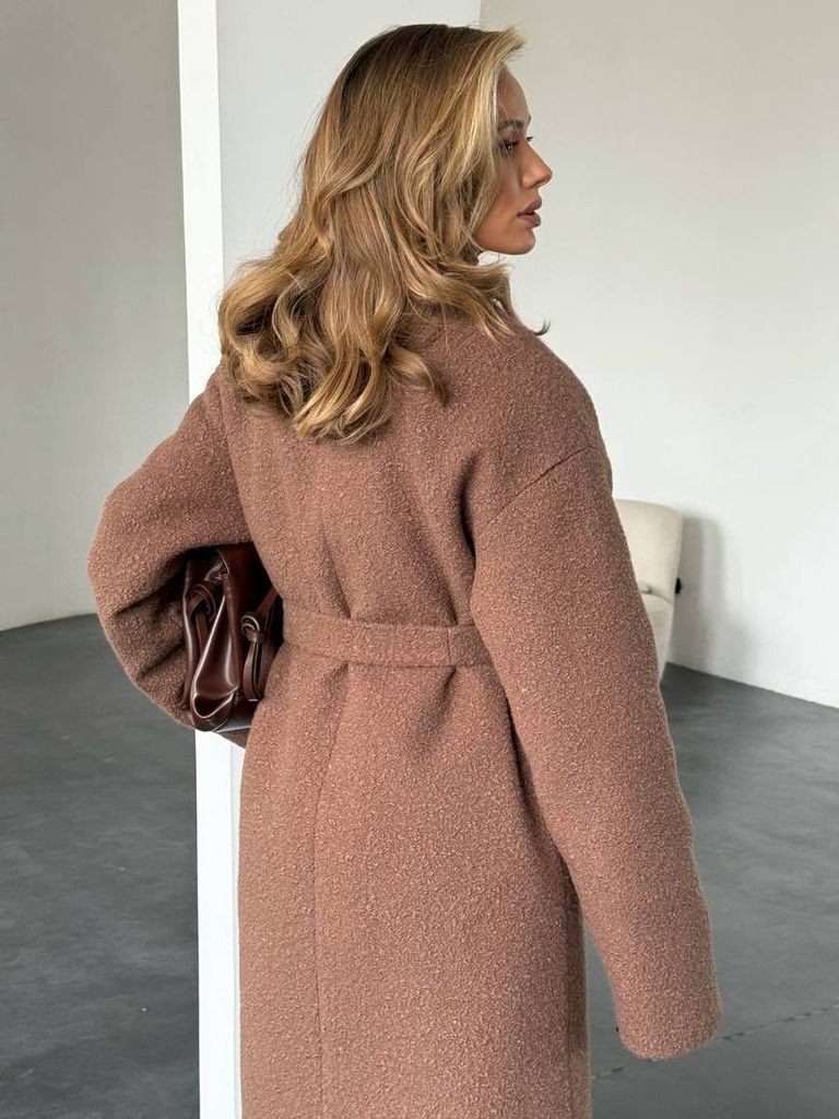 Пальто зимове утеплене двобортне міді