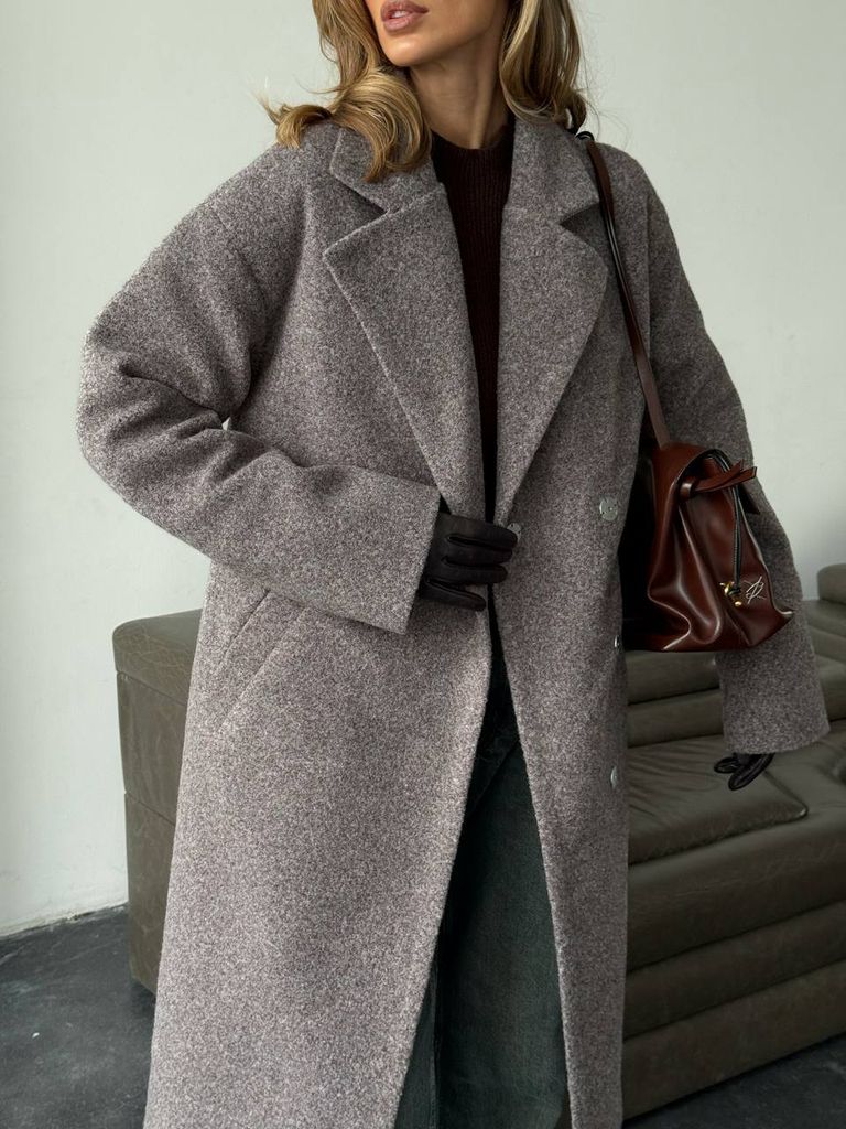 Пальто зимове утеплене двобортне міді