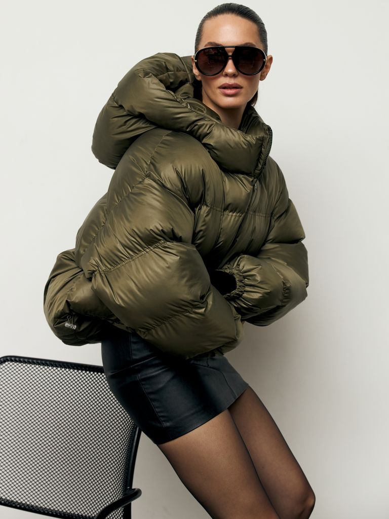 Короткий зимовий пуховик хакі oversize