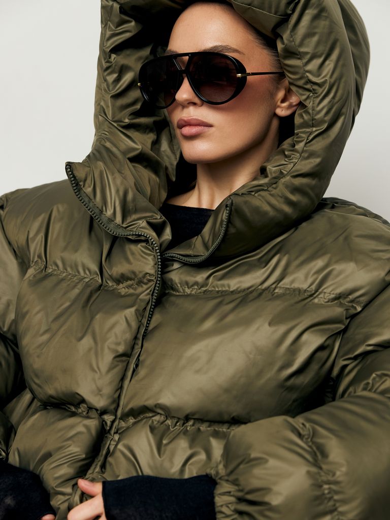 Короткий зимовий пуховик хакі oversize