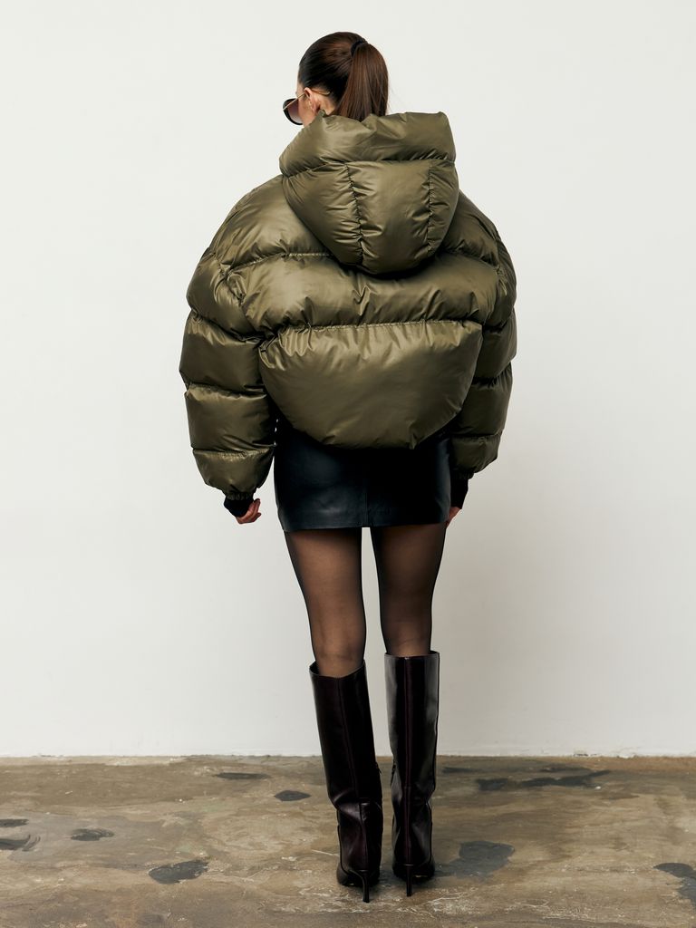 Короткий зимовий пуховик хакі oversize