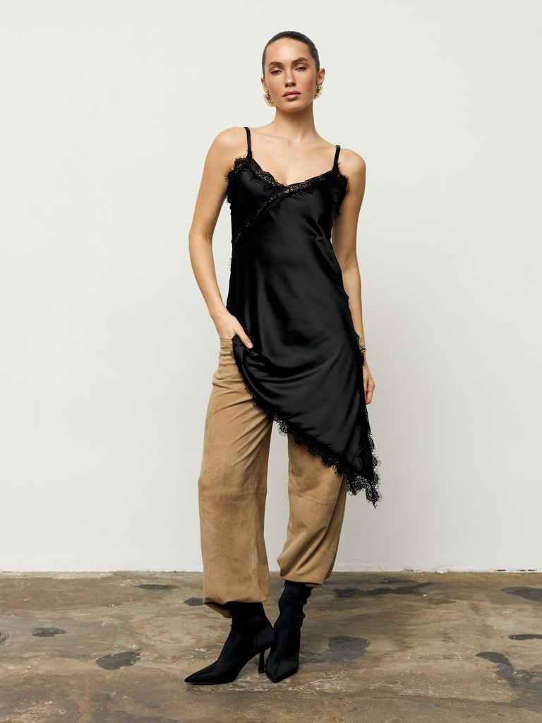 Чорна шовкова асиметрична сукня-топ
