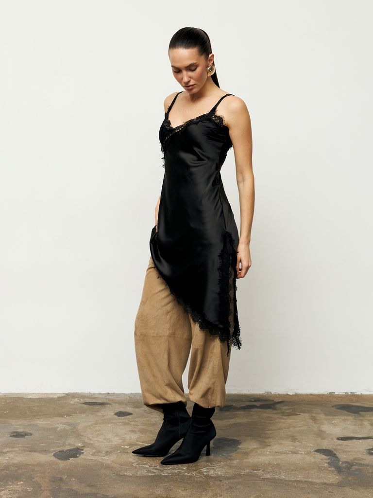 Чорна шовкова асиметрична сукня-топ