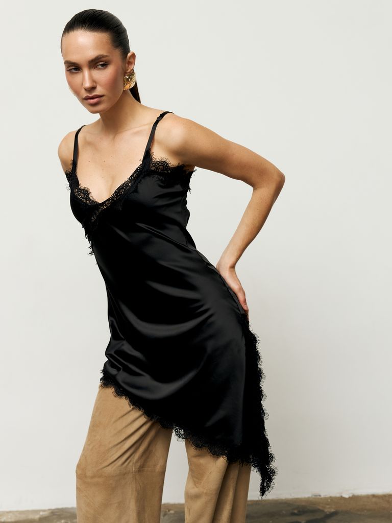 Чорна шовкова асиметрична сукня-топ