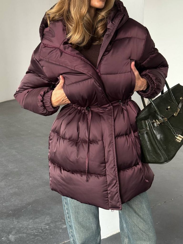 Винний подовжений зимовий пуховик
