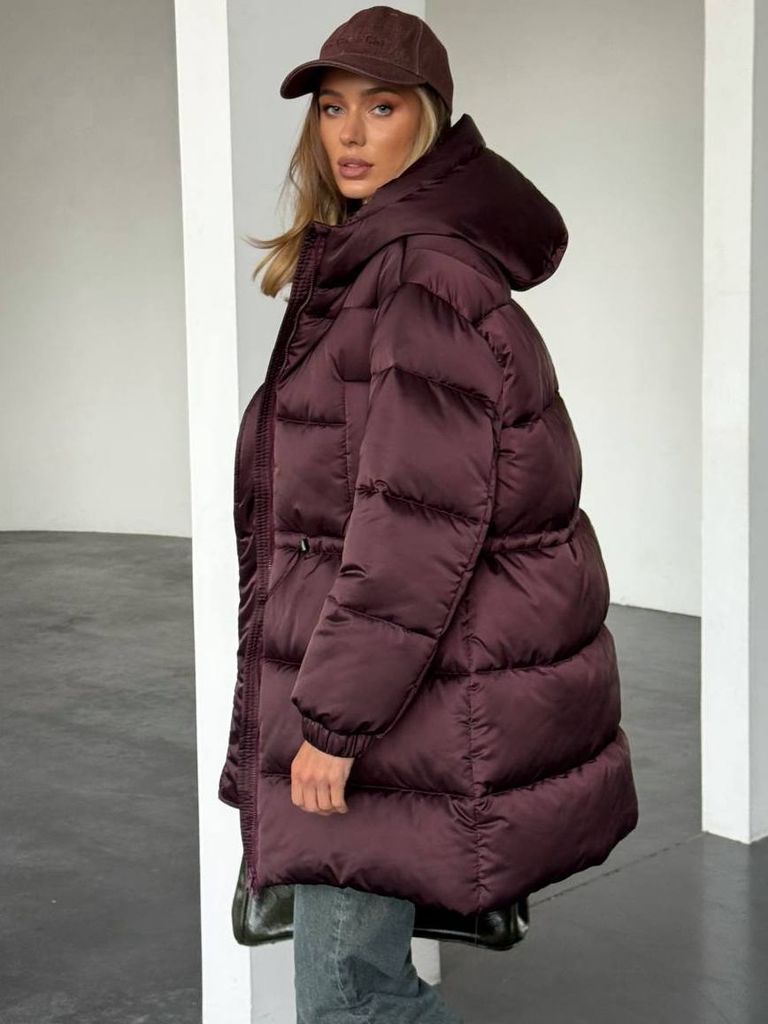 Винний подовжений зимовий пуховик