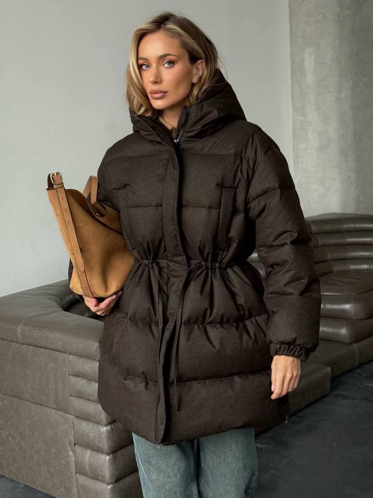 Шоколадний подовжений зимовий пуховик