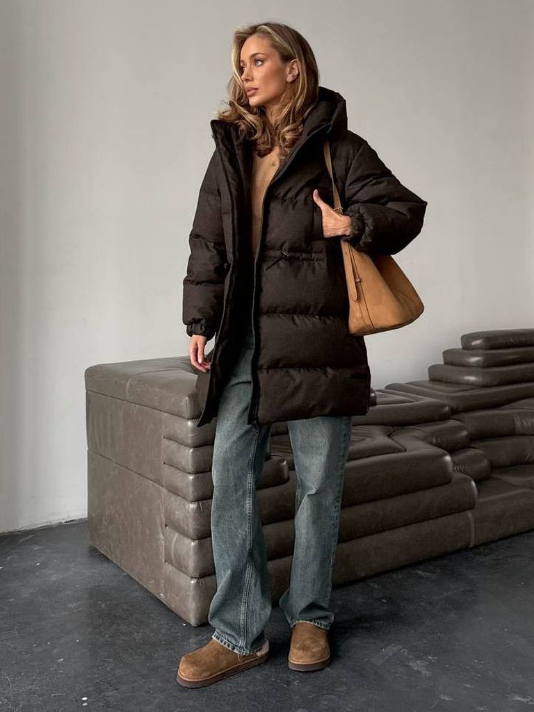 Шоколадний подовжений зимовий пуховик
