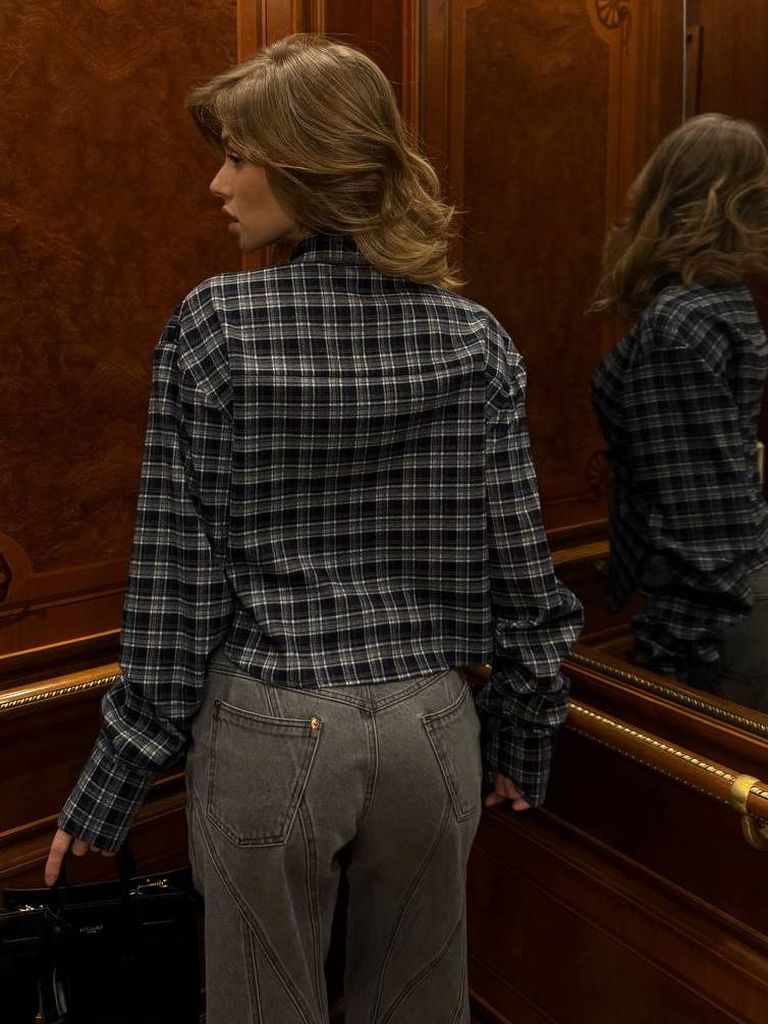 Сорочка в клітинку оригінального фасону