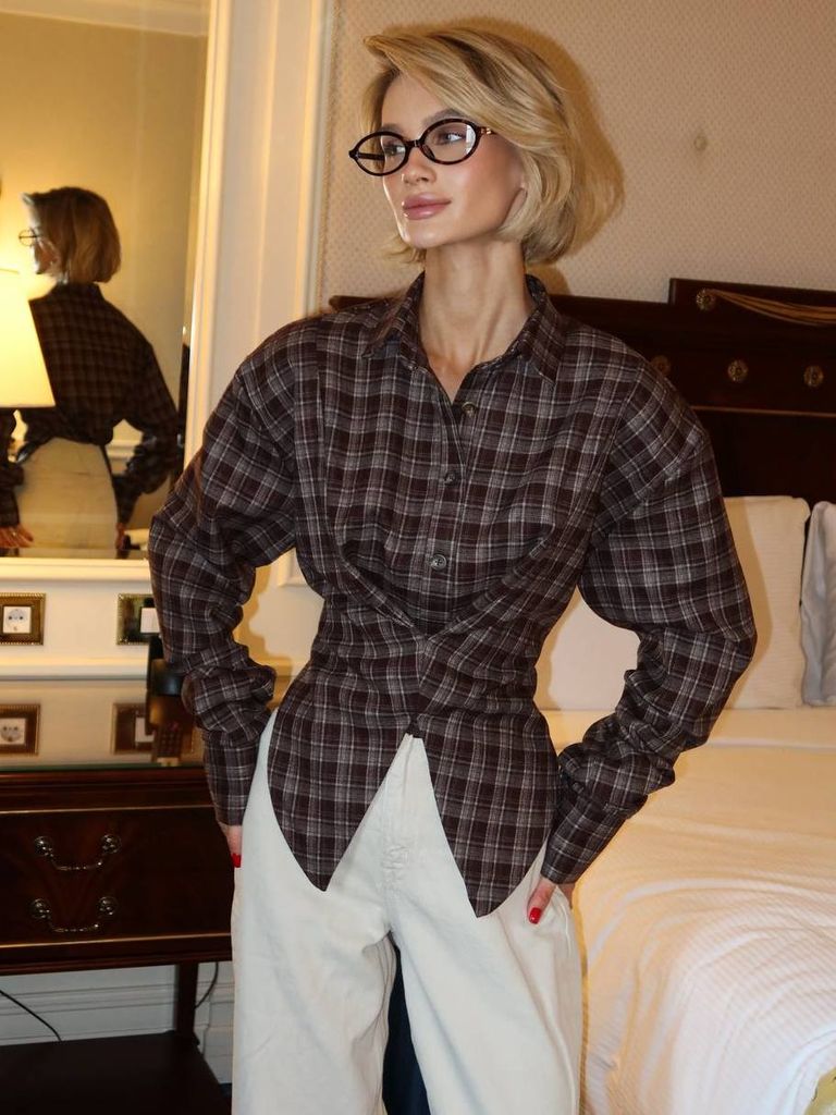 Сорочка в клітинку оригінального фасону