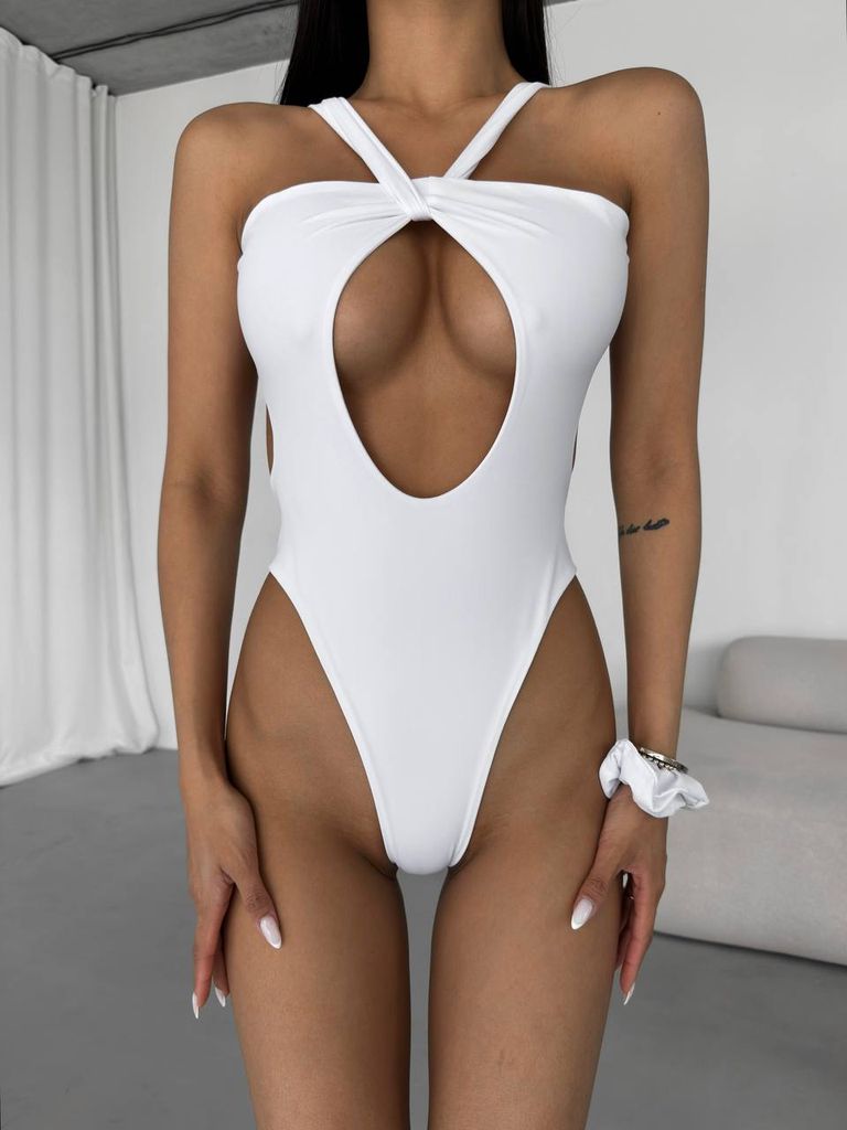 Купальник з вирізом та зав'язкою на спині 