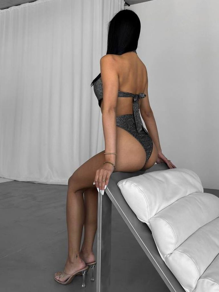 Графітовий блискучий купальник монокіні халтер