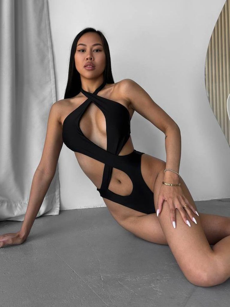 Купальник монокіні халтер різні кольори