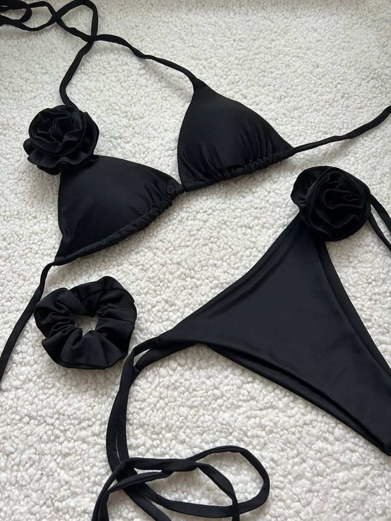 Чорний купальник на зав'язках з 3D квітами