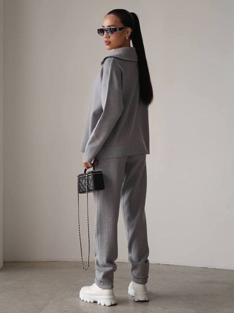 Кашеміровий костюм з джемпером зі змійкою