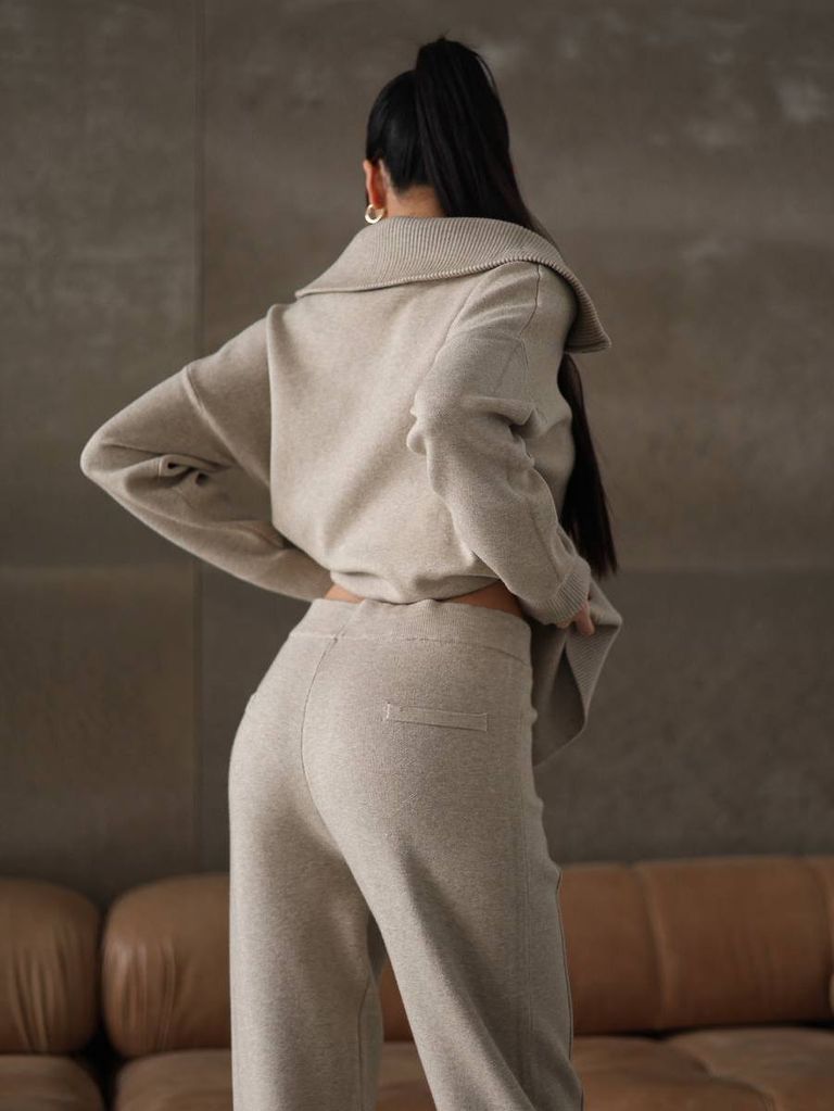 Кашеміровий костюм з джемпером зі змійкою