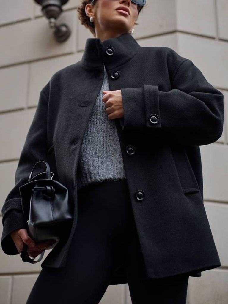 Демісезонне пальто жакет з коміром стійкою