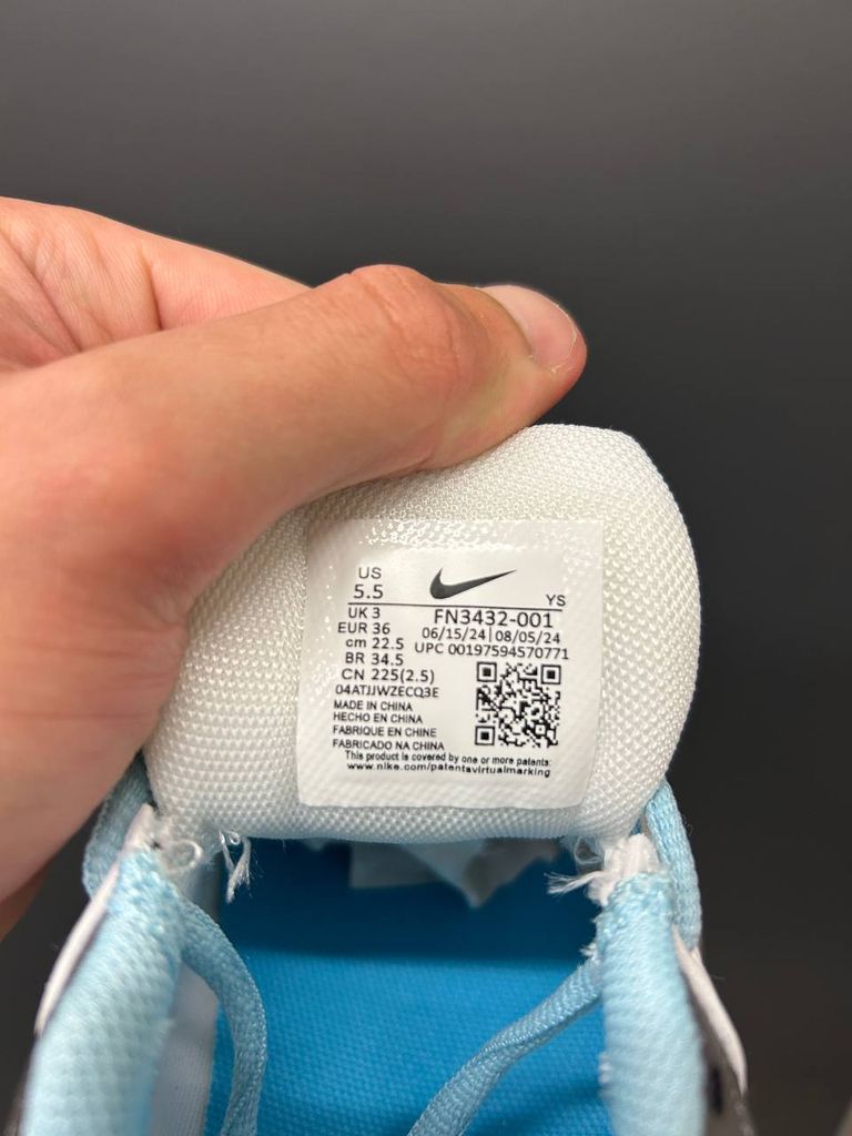 Кросівки Nike Vomero Zoom 5 White Blue натуральна шкіра