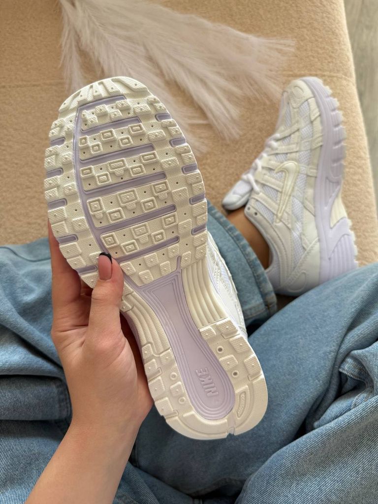 Кросівки біло-бежеві Nike P-6000 White 