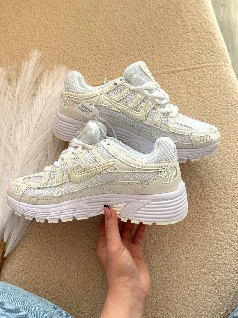 Кросівки біло-бежеві Nike P-6000 White 