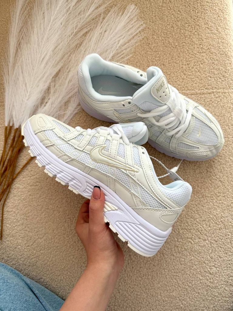 Кросівки біло-бежеві Nike P-6000 White 