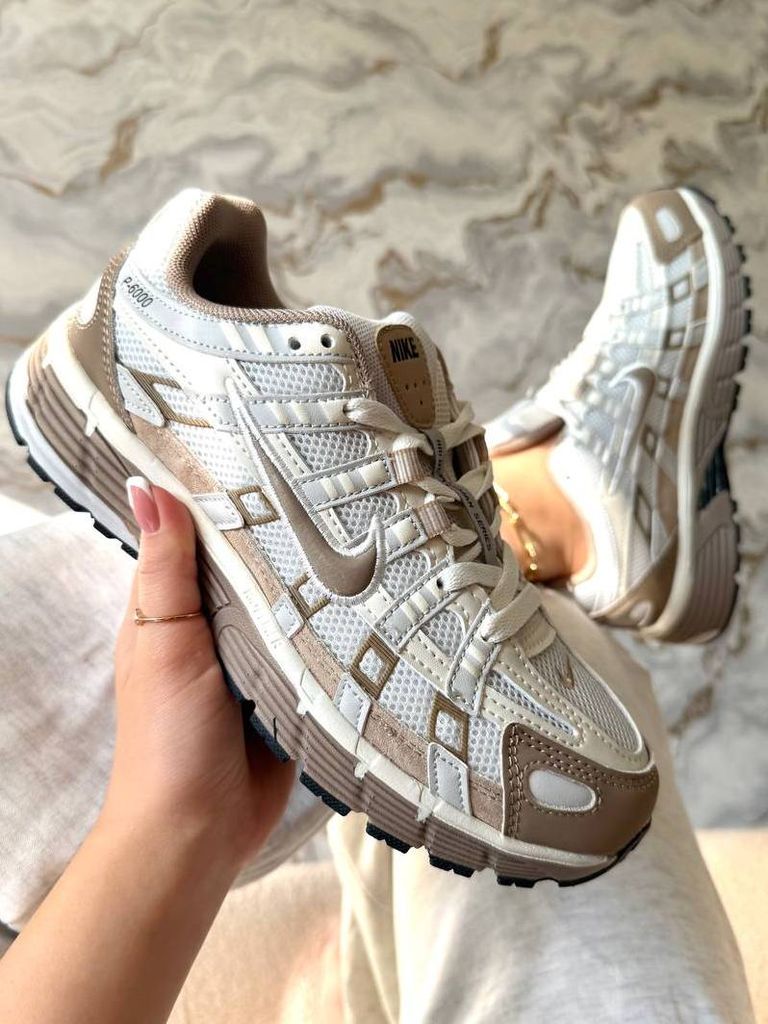 Кросівки біло-коричневі Nike P-6000 Hangul Day