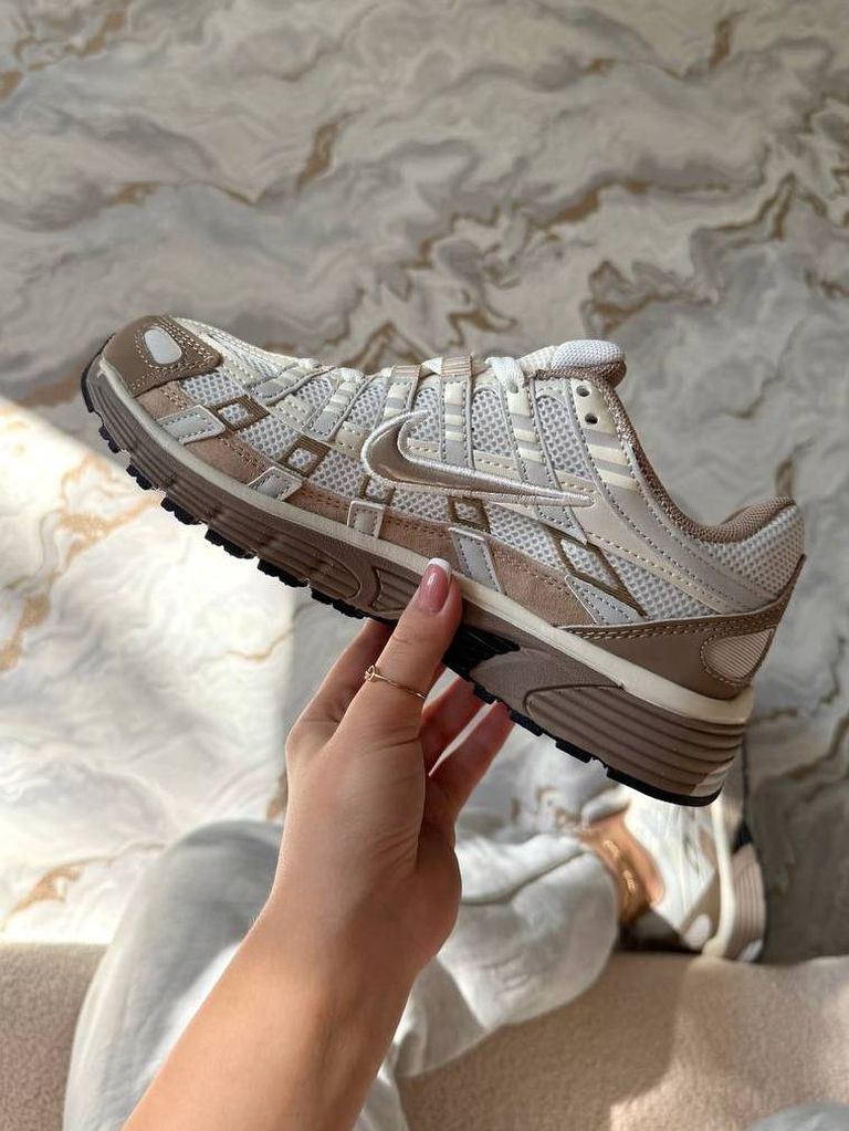 Кросівки біло-коричневі Nike P-6000 Hangul Day