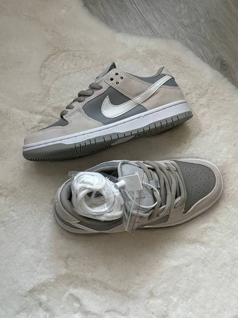 Кросівки сіро-бежеві Nike Dunk SB Grey
