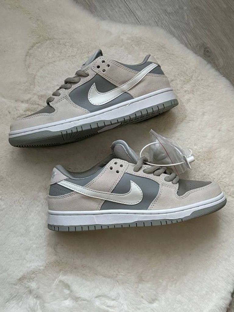 Кросівки сіро-бежеві Nike Dunk SB Grey