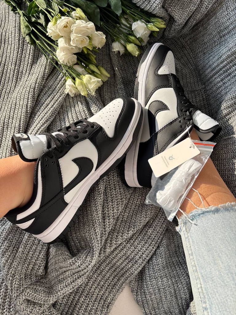Кросівки чорно-білі Nike Dunk Low Retro Black-White