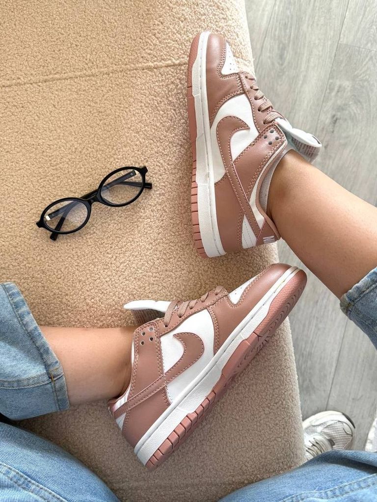 Кросівки бежево-білі Nike SB Dunk Low