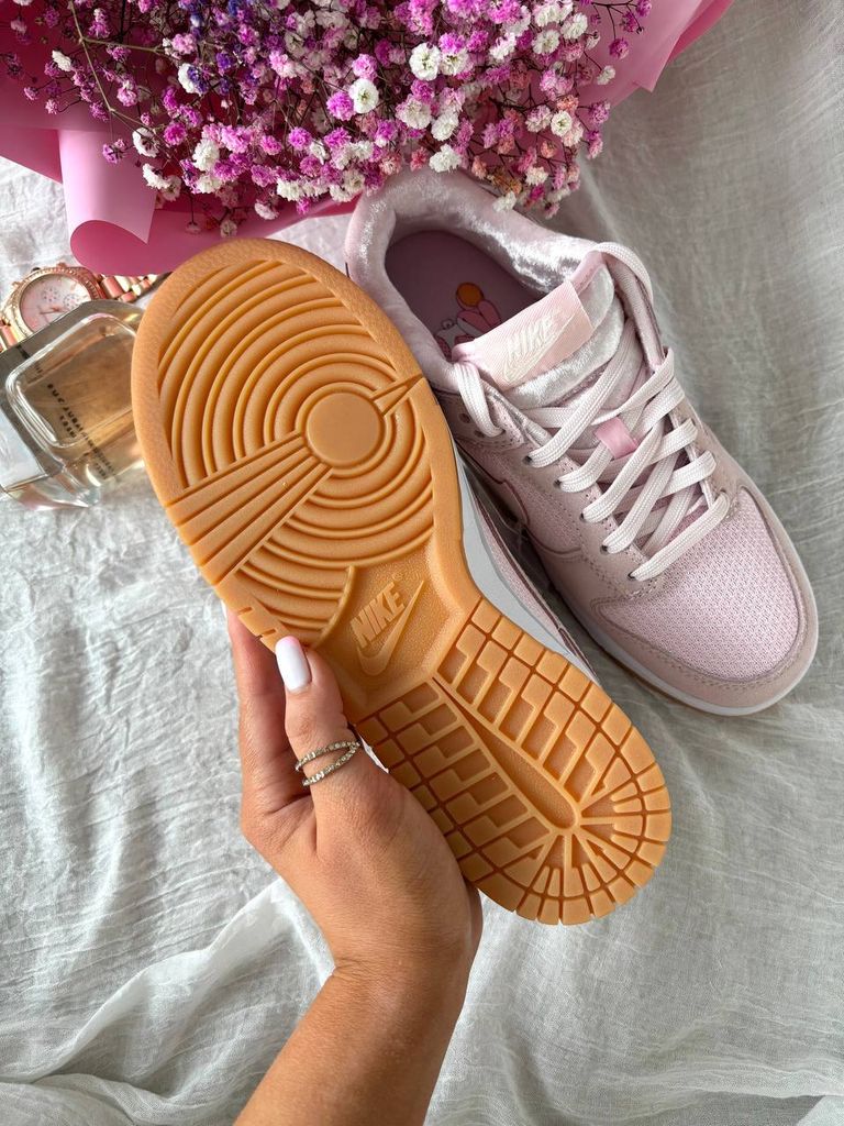 Кросівки рожеві Nike Dunk Low Teddy Bear Pink