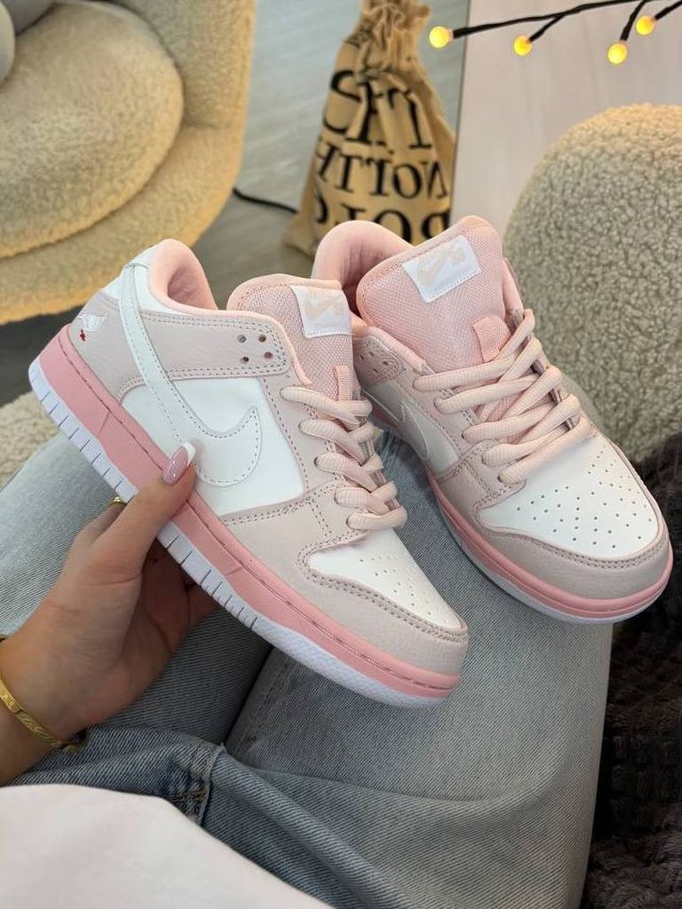 Кросівки ніжно-рожеві Nike Dunk Low Pink-Bird
