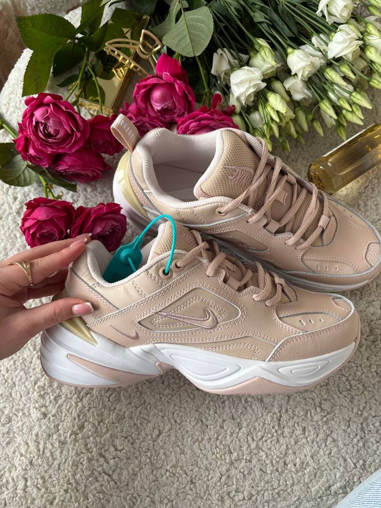 Кросівки персикові Nike M2K Peach
